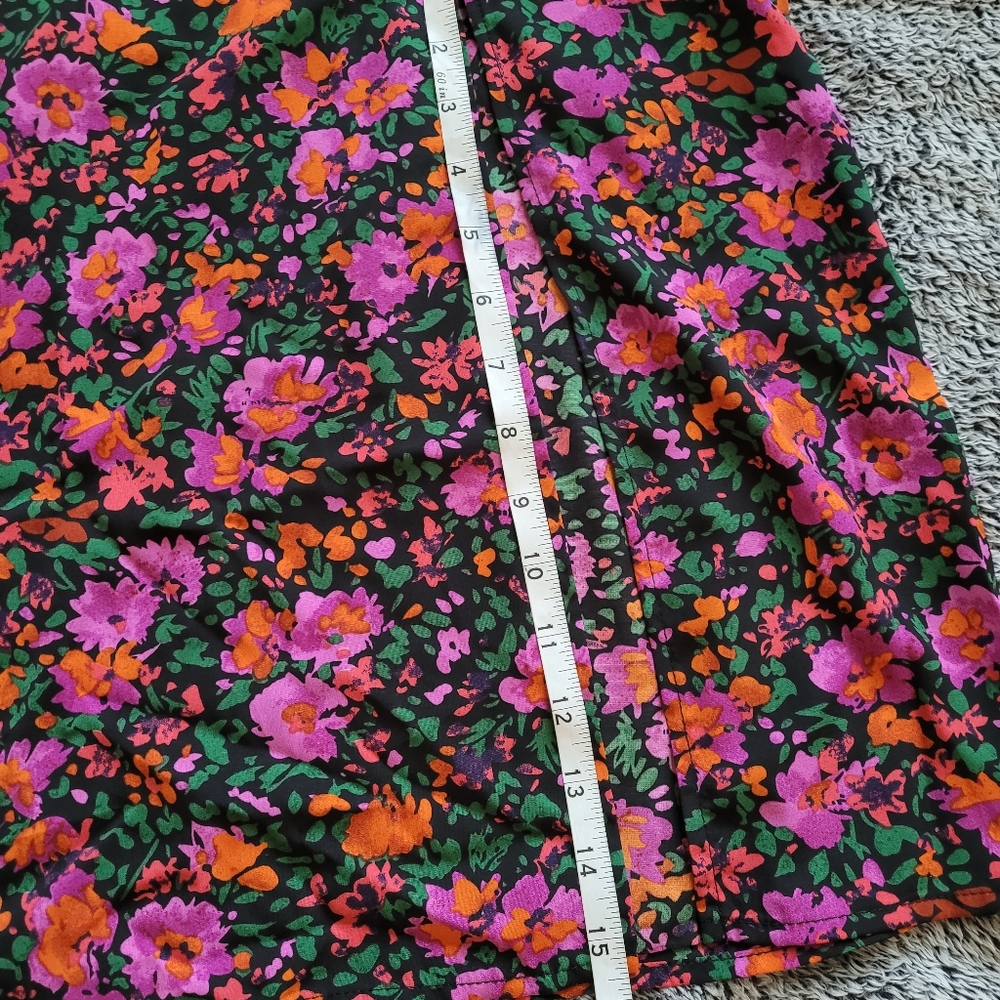 🎉3 for $25🎉 Shein Midi Skirt with Split, Sz. 6